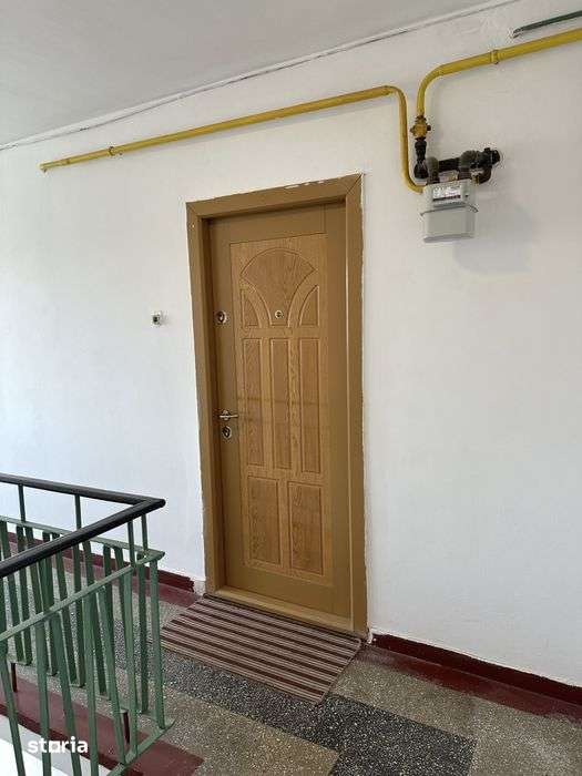 Super Pret!! Ap. 2 cam 54mp conf 1 decomandat etaj 2 Calea Galati - Imagine principală: 5/6