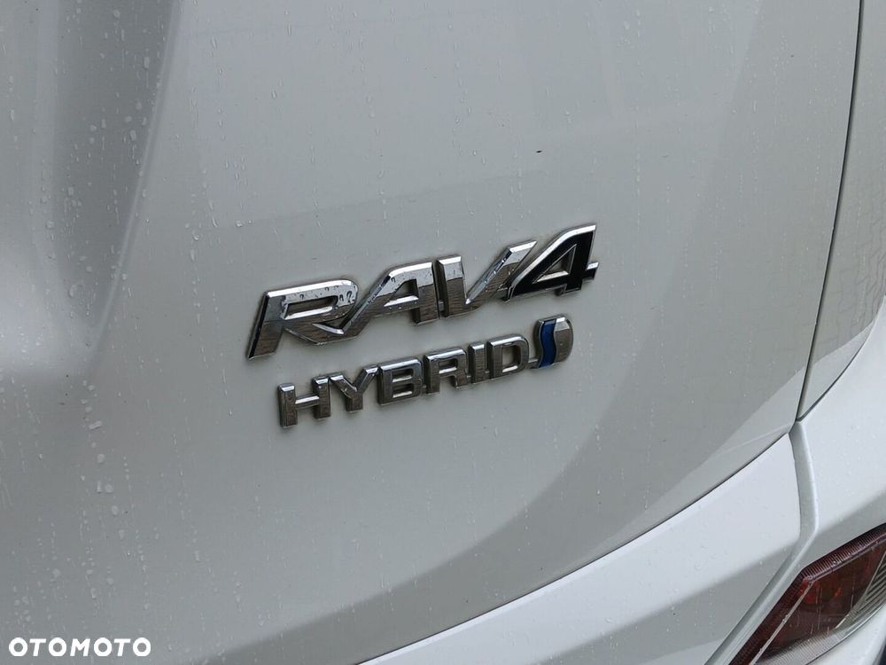 Toyota RAV4 Hybrid Premium 4x2 - 38