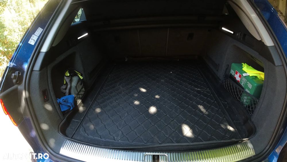 Audi A4 Avant 3.0 TDI quattro Tip tronic Sport - 24