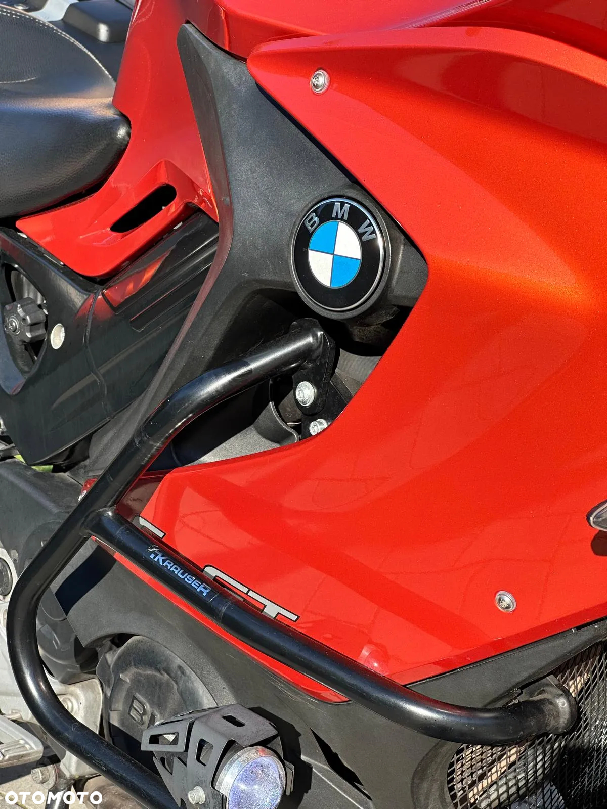 BMW F - 11