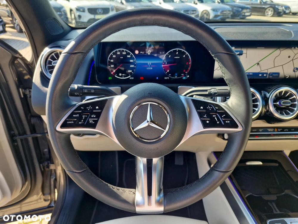 Mercedes-Benz GLB 200 d 4-Matic Progressive 8G-DCT - 13