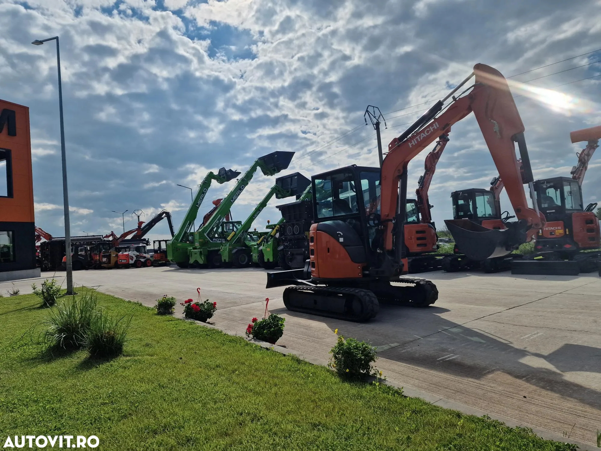 Hitachi ZX38, 2021, 1.376h, CUPLA RAPIDA+3 CUPE, 3,9tone, Ad sapare 4m, Inst picon, Aer conditionat, Senile 80% ok, produs in JAPONIA, posibilitate leasing 4 ani-PROMOTIE 36.900 EUR+Tva - 24