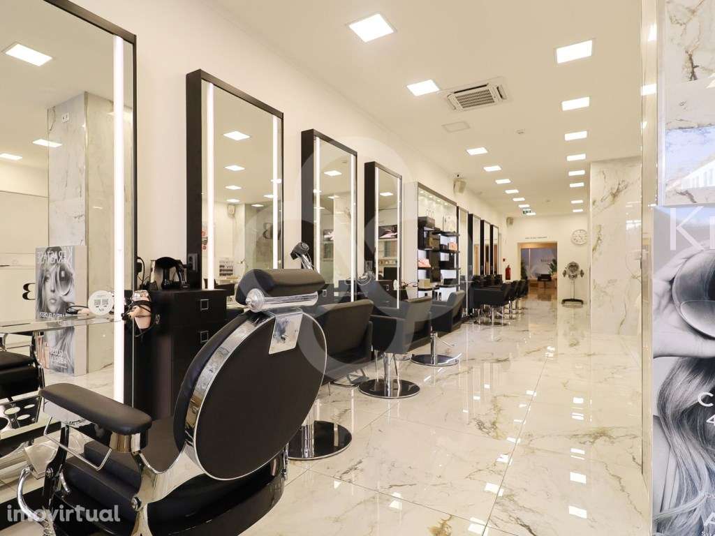 Cabeleireiro SPA completamente equipado com recheio de luxo em Lisb... - Grande imagem: 2/8