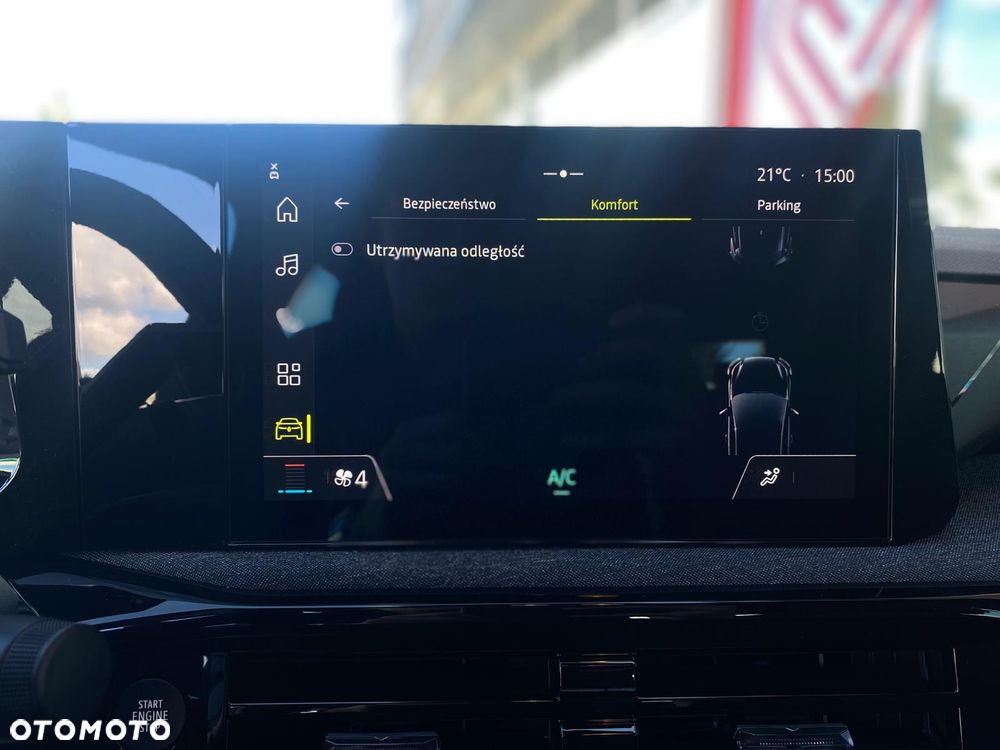 Renault Clio - 25