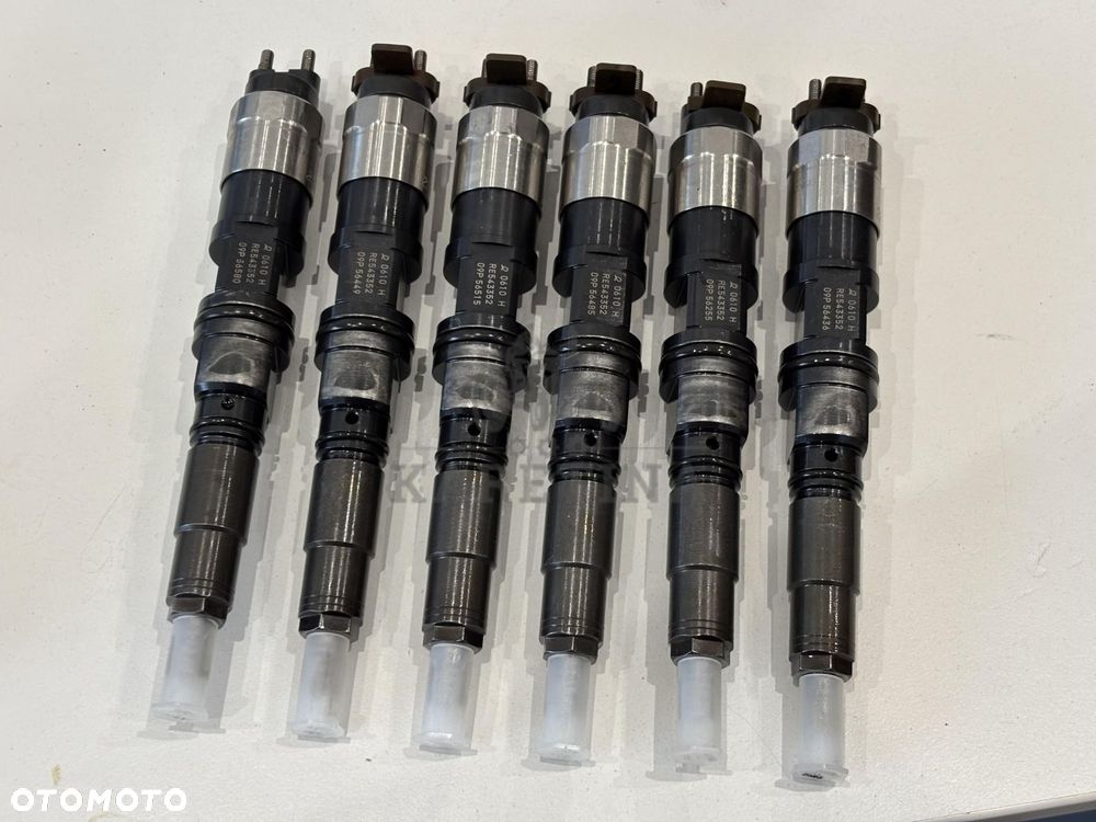 John Deere 9.0L HPCR RE543352 Wtryskiwacz Wtryskiwacze 095000-0610 RE543605 0610 PO REGENERACJI - 1