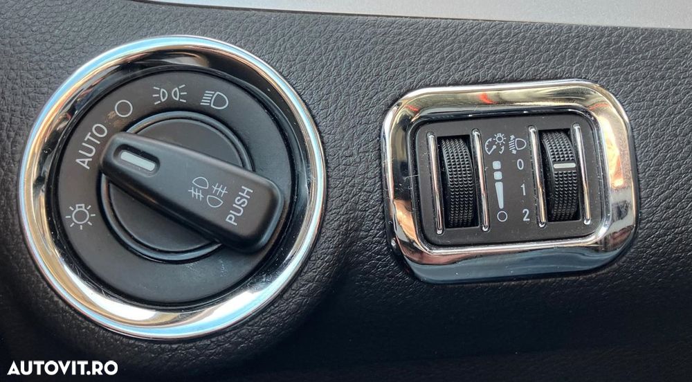 Fiat Freemont 2.0 Mjet AT AWD - 23