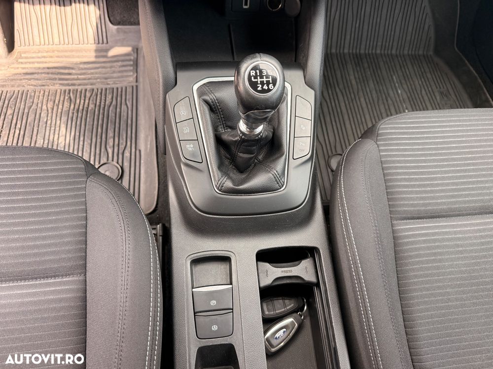 Ford Focus 2.0 EcoBlue Titanium - 12