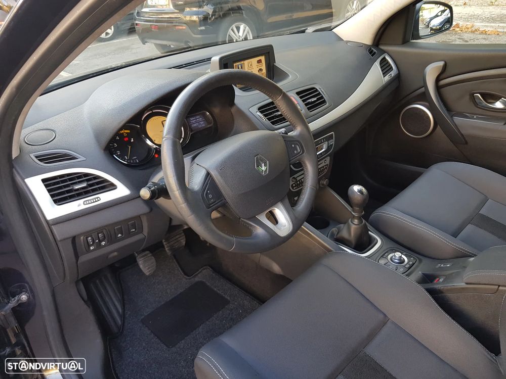 Renault Mégane Sport Tourer 1.5 dCi Dynamique S - 14