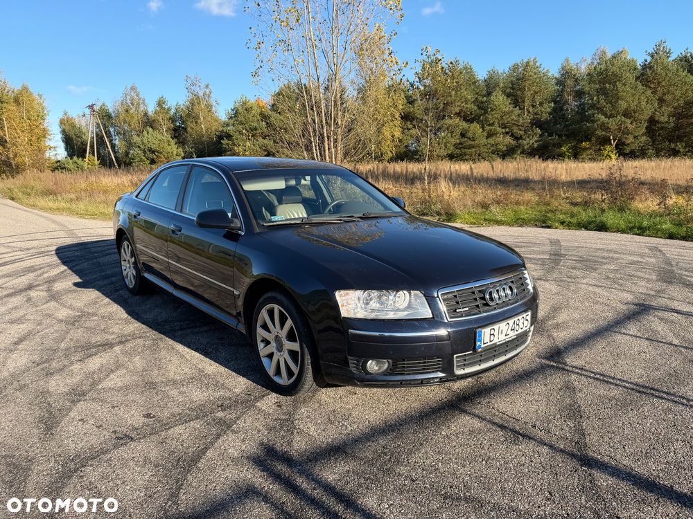 Audi A8 3.7 Quattro - 1