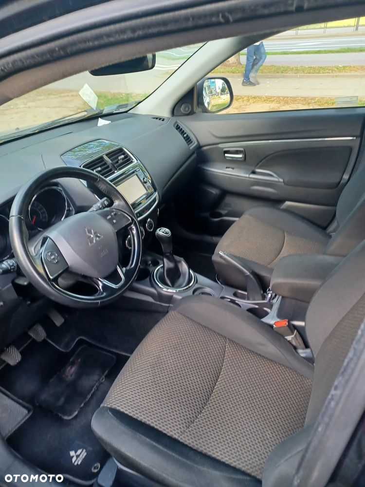 Mitsubishi ASX 1.6 Instyle - 13