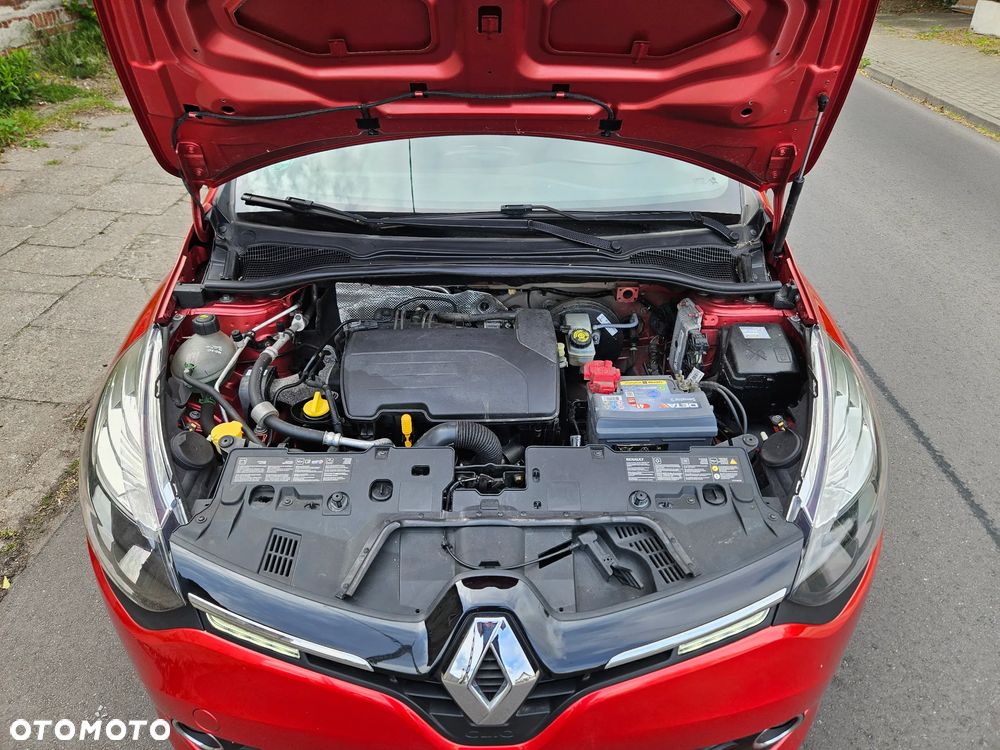 Renault Clio 1.2 16V 75 LIMITED - 14