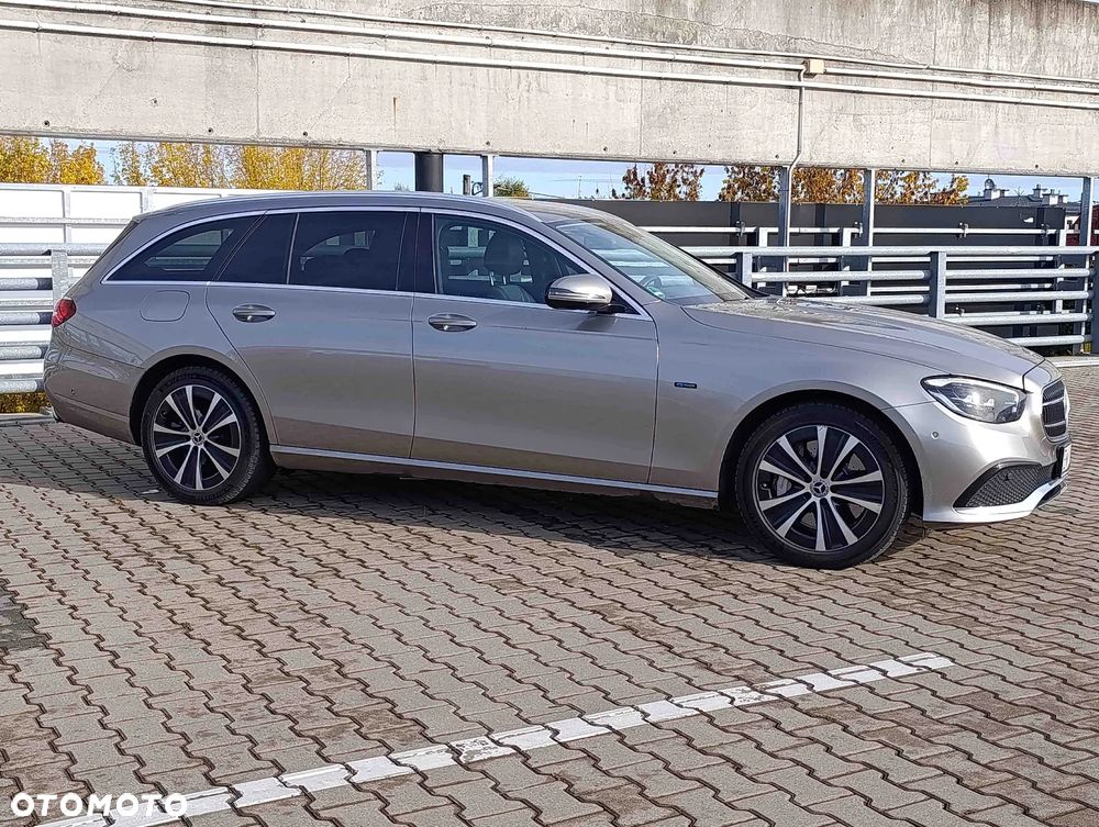 Mercedes-Benz Klasa E 300 de 4Matic T 9G-TRONIC - 9