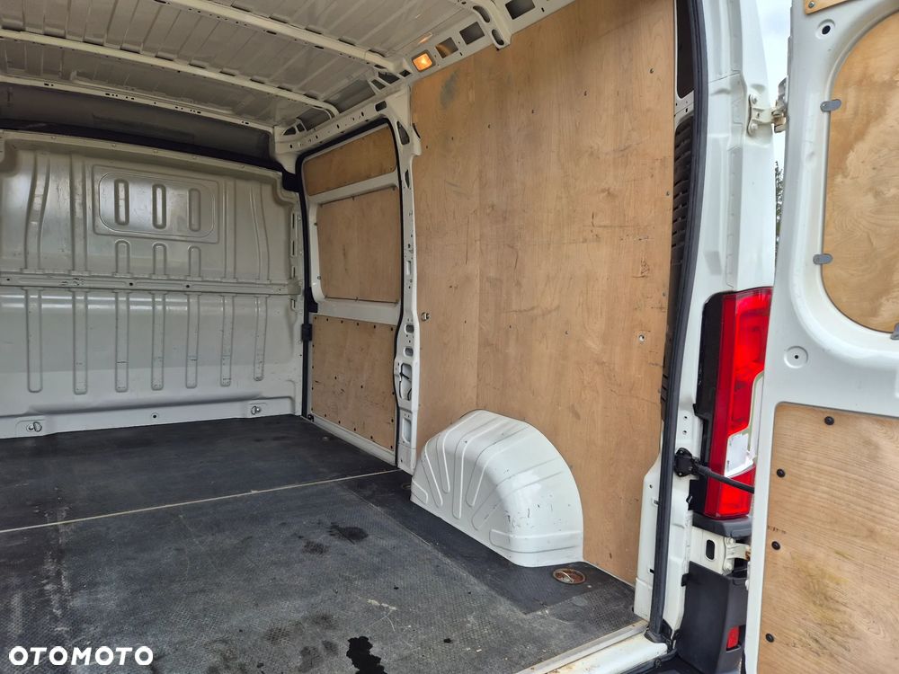 Peugeot BOXER L2H2 - 23