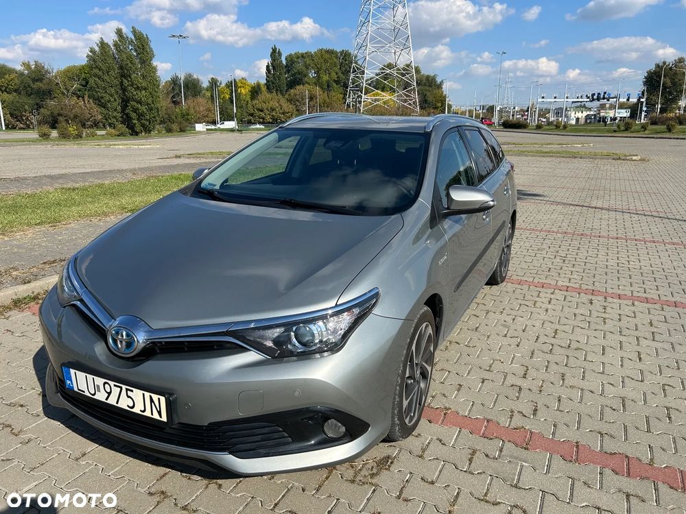 Toyota Auris 1.8 HSD Luna - 39