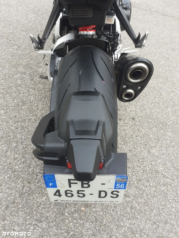 Honda CB - 16