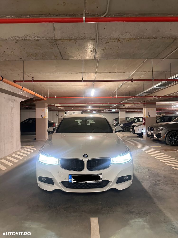 BMW Seria 3 330i xDrive AT M Sport Shadow - 2