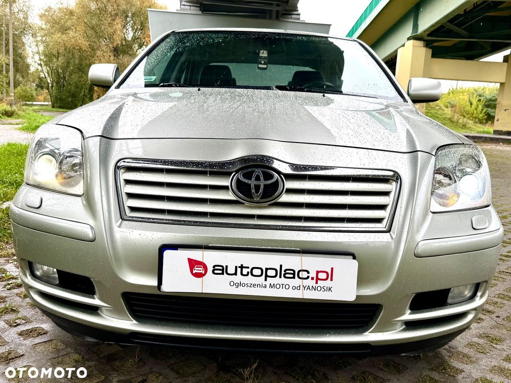 Toyota Avensis 2.0 D-4D Prestige - 32