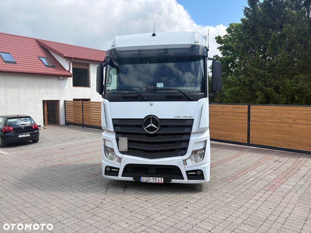 Mercedes-Benz Tgx - 1