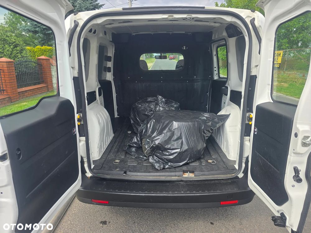 Opel Combo - 17