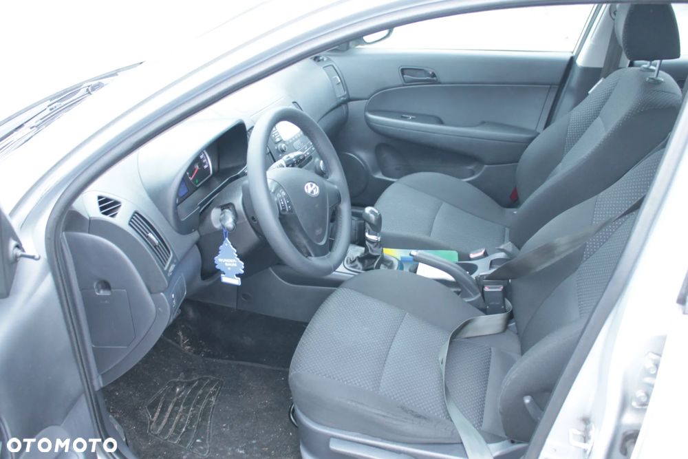 Hyundai i30 i30cw 1.4 blue Comfort - 5