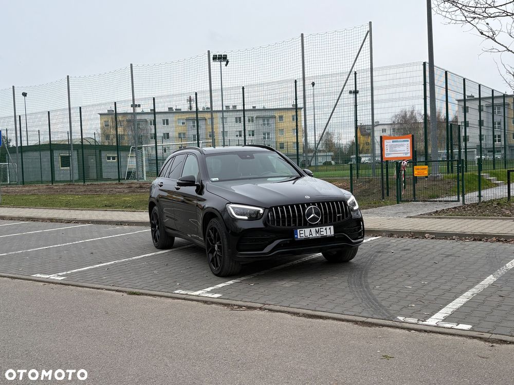 Mercedes-Benz GLC - 28