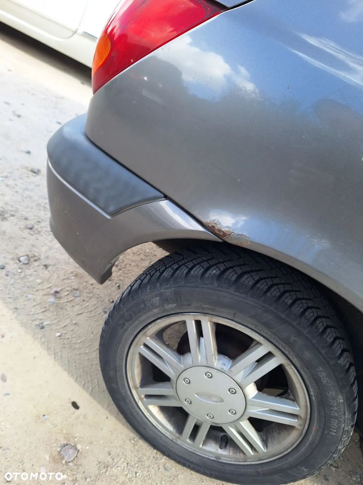 Ford Fiesta - 3