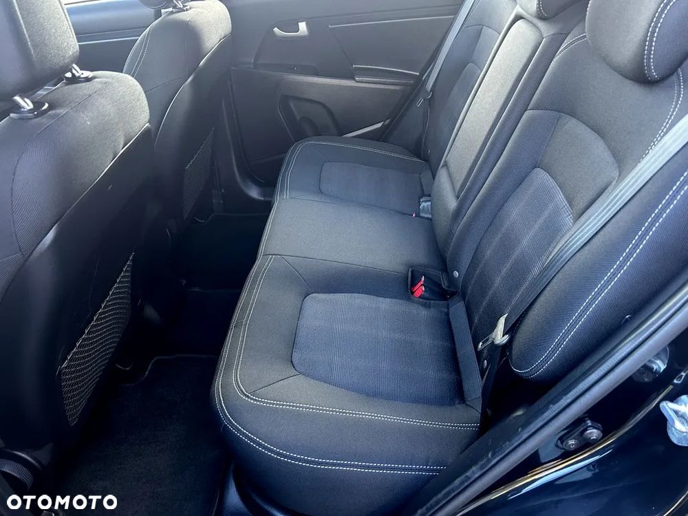 Kia Sportage 1.6 GDI Business Line L 2WD - 29