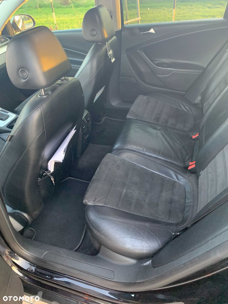 Volkswagen Passat - 8