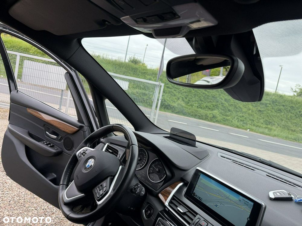 BMW Seria 2 220i Luxury Line - 30