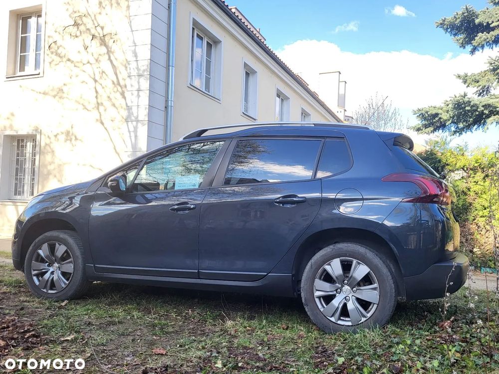 Peugeot 2008 1.2 Pure Tech Access EU6 - 6