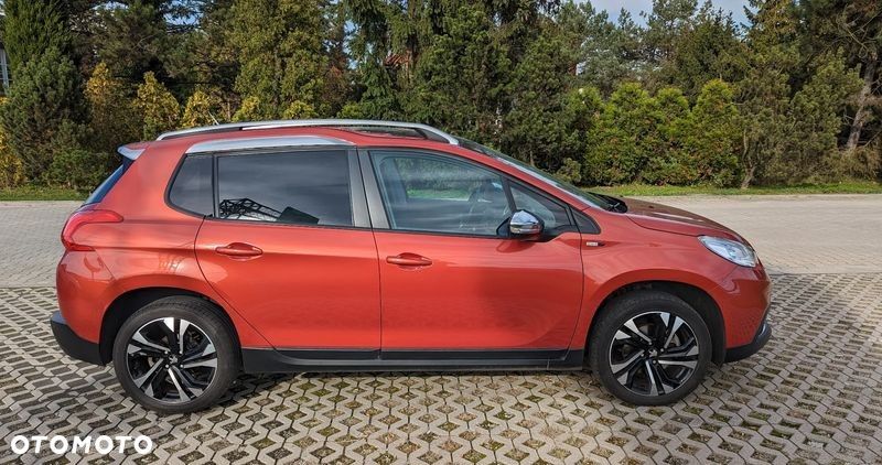 Peugeot 2008 1.2 Pure Tech Style S&S - 4