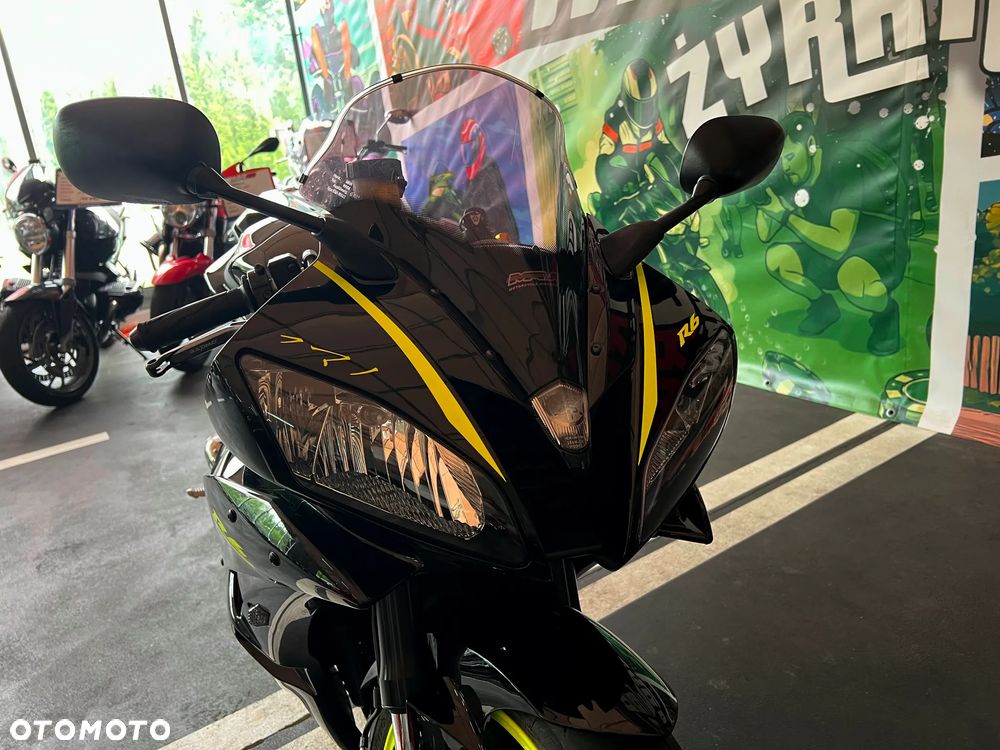 Yamaha R6 - 8