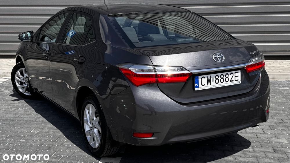 Toyota Corolla 1.6 Premium - 18