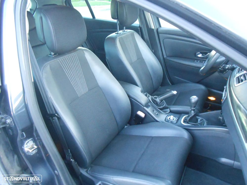 Renault Mégane 1.5 dCi Dynamique S - 29