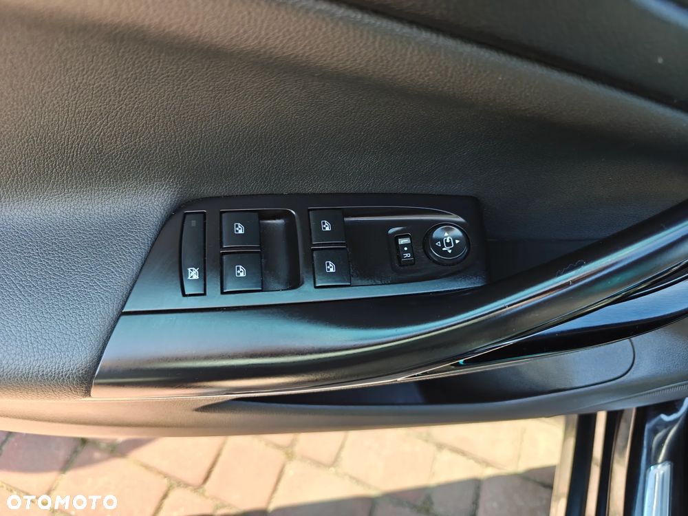 Opel Astra 1.6 Turbo Start/Stop Ultimate - 26