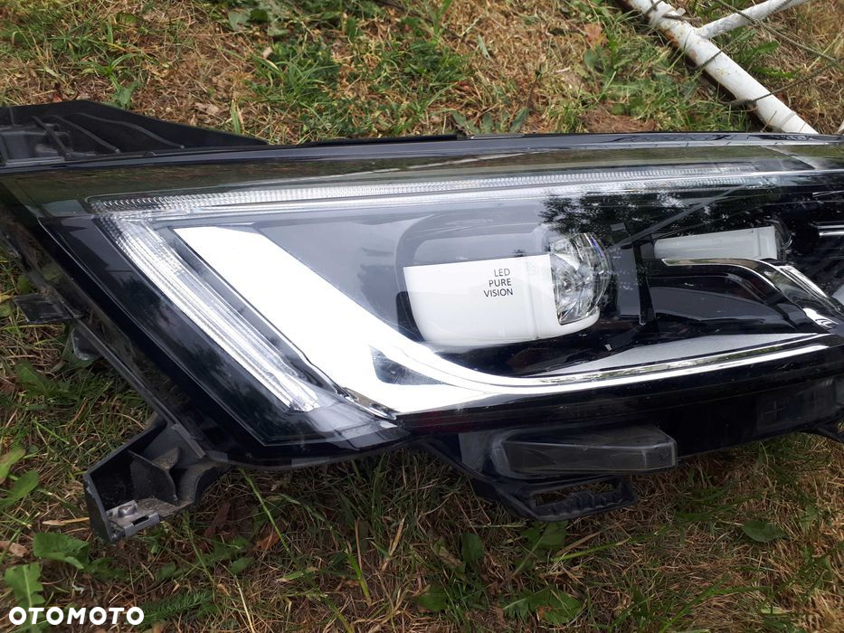 Renault Talisman lampa przód prawy  full led kompletna - 2