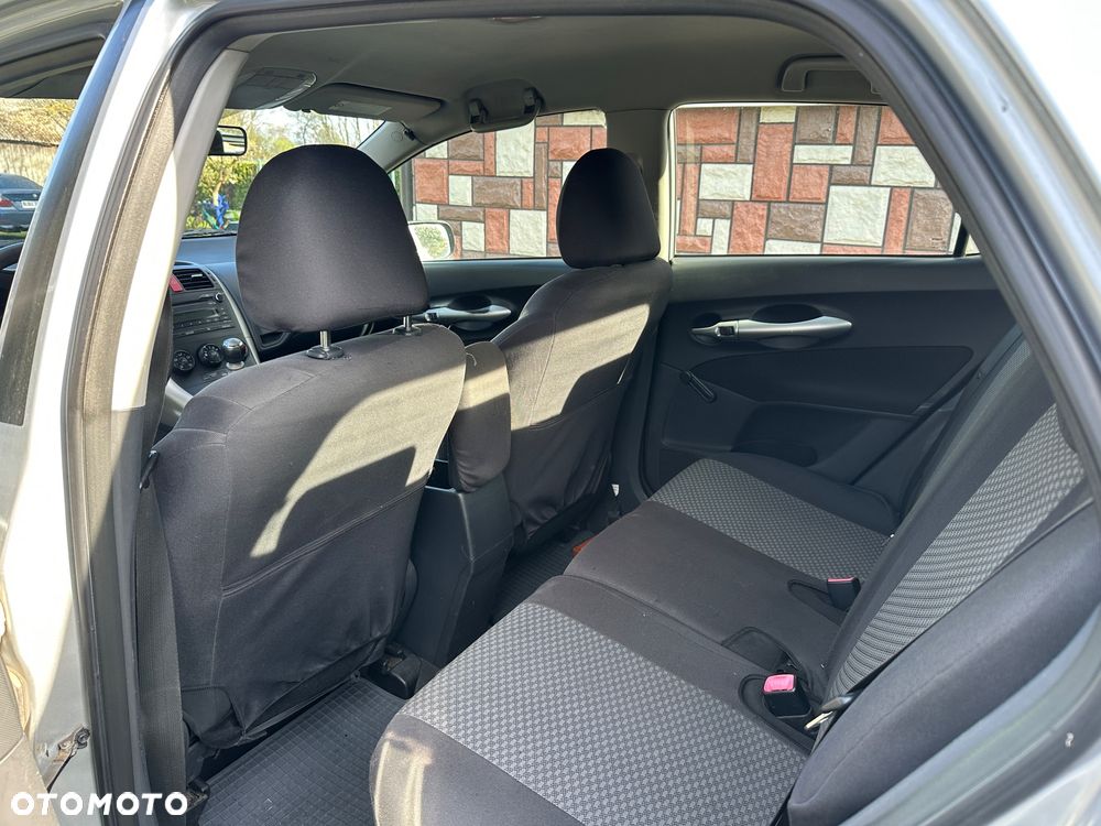 Toyota Auris 1.6 2010 - 6