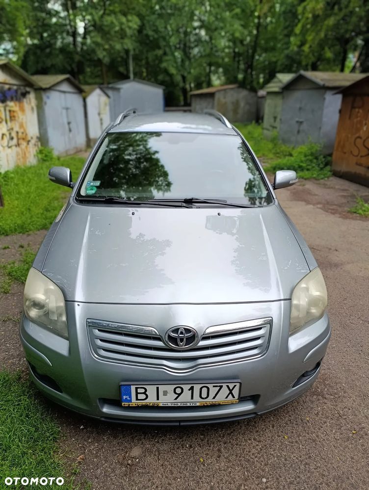 Toyota Avensis 1.8 VVT-i Combi - 10