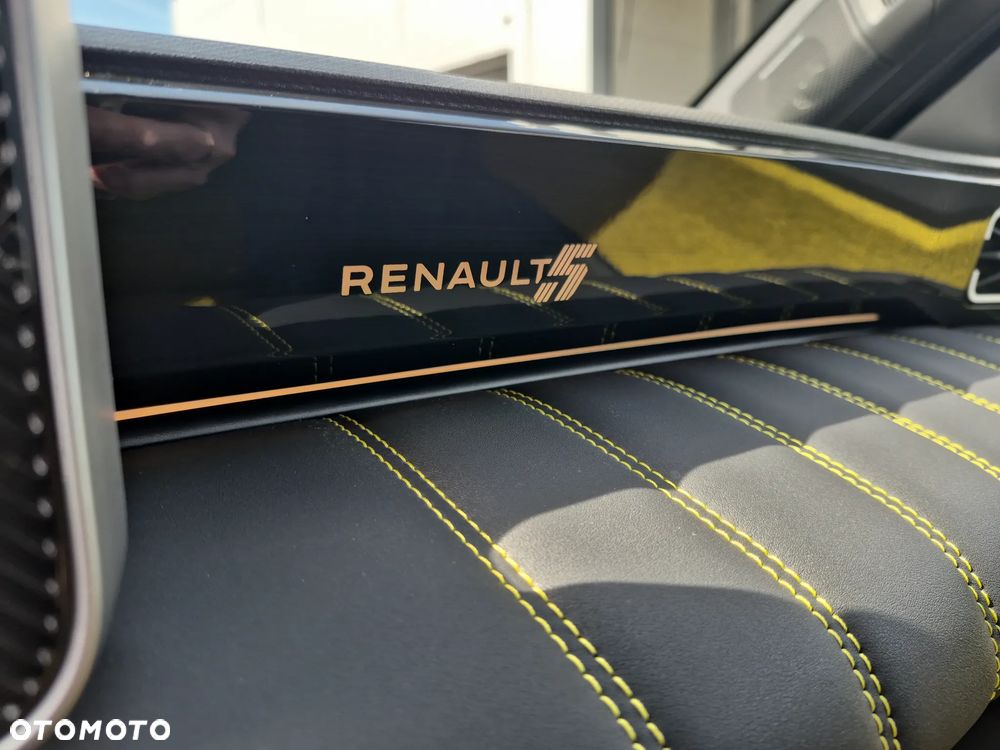 Renault 4 E-Tech 52kWh Comfort Range Iconic - 23