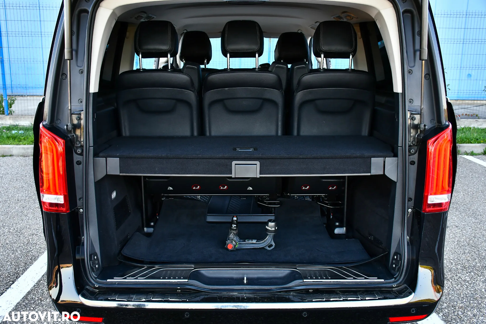 Mercedes-Benz V 250 (BlueTEC) d lang 7G-TRONIC Avantgarde - 28