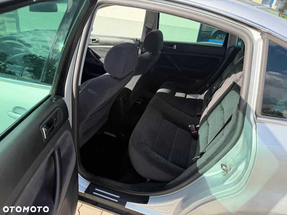 Volkswagen Passat 1.9 TDI - 16