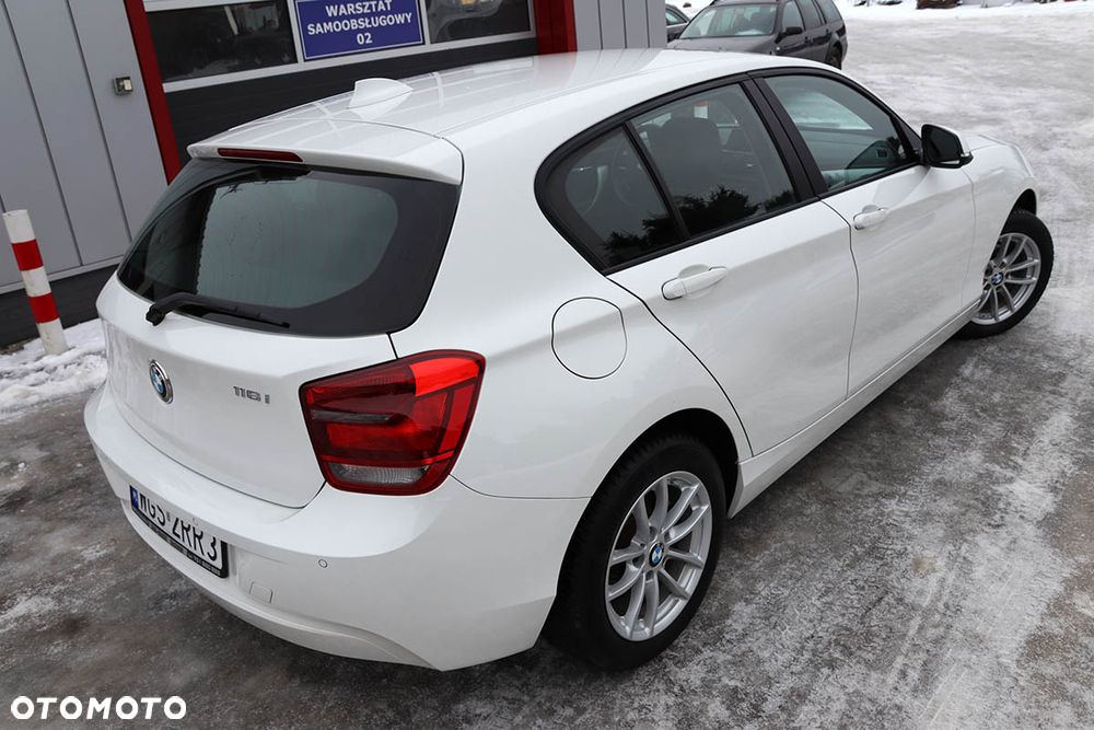 BMW Seria 1 - 10