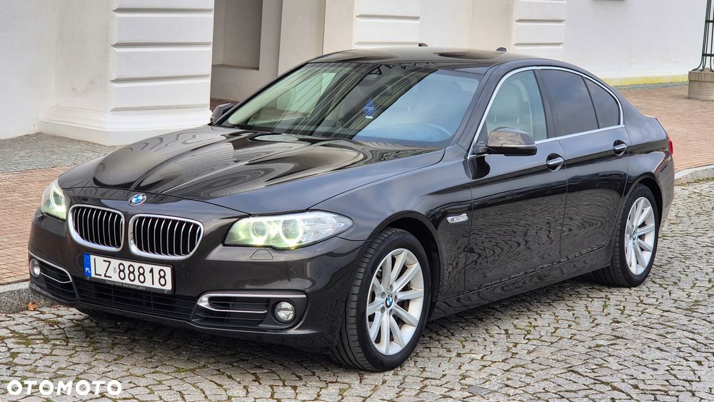 BMW Seria 5 520d Luxury Line - 2