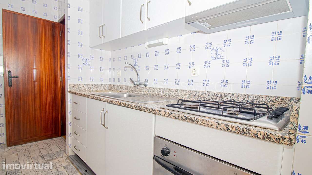 Apartamento T1  elevador, boa área, vista mar centro cidade - Grande imagem: 3/13