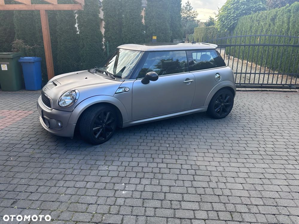Mini Cooper S 2011 photo 3