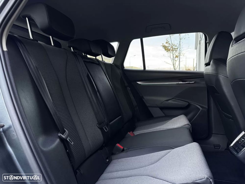 Skoda Enyaq iV 60 - 34