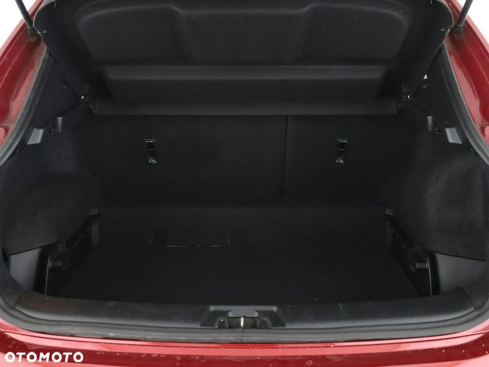 Nissan Qashqai 1.6 DCi 4x4 N-Connecta - 21