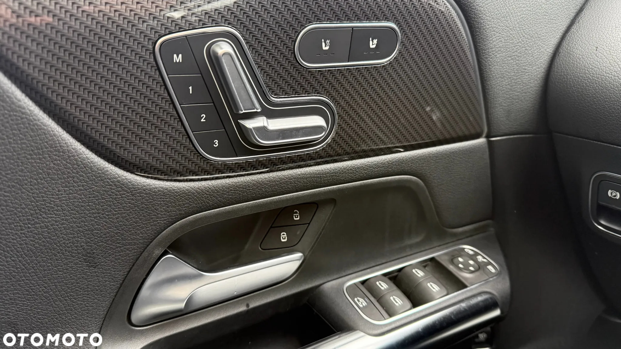 Mercedes-Benz GLA AMG 35 4-Matic - 30