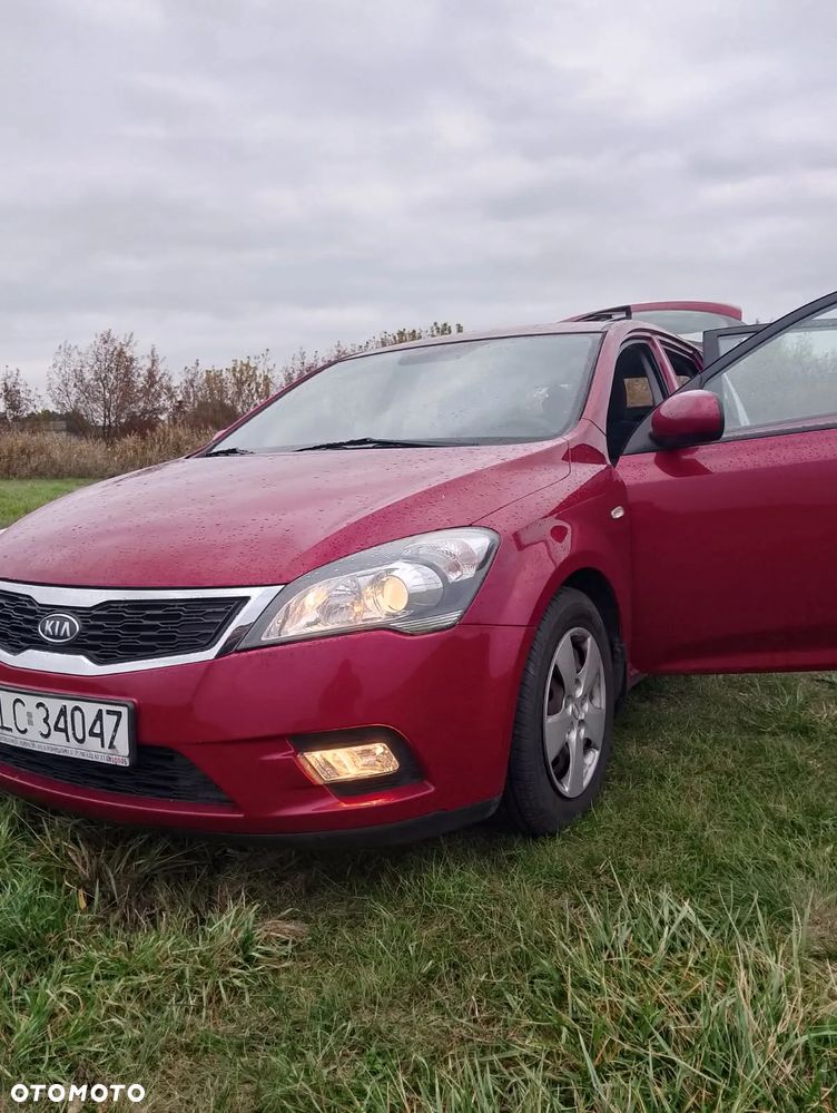 Kia Ceed Cee'd 1.4 Comfort - 1