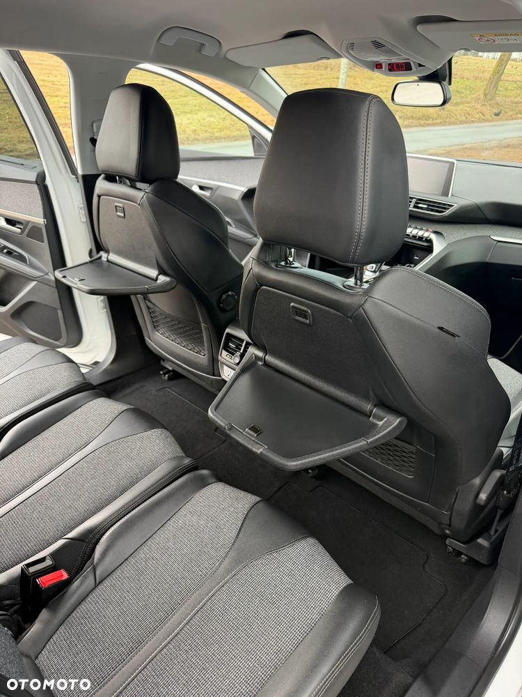 Peugeot 5008 BlueHDi 130 EAT8 Allure - 28